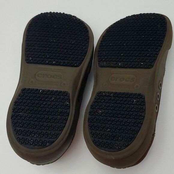 Unisex Crocs, velocity comfort work shoes, lace up. W-8/M-6 - Picture 6 of 9